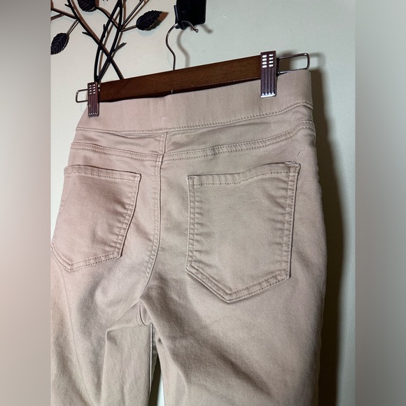 No Boundaries Elastic Waist Kaki Cream Pants Pull On Size Small - Picture 7 of 7